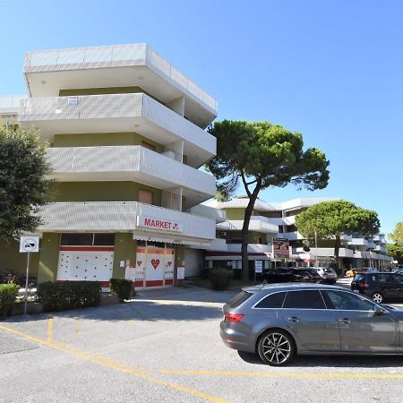 Apartment Moschettieri-4 By Interhome Бибионе Экстерьер фото